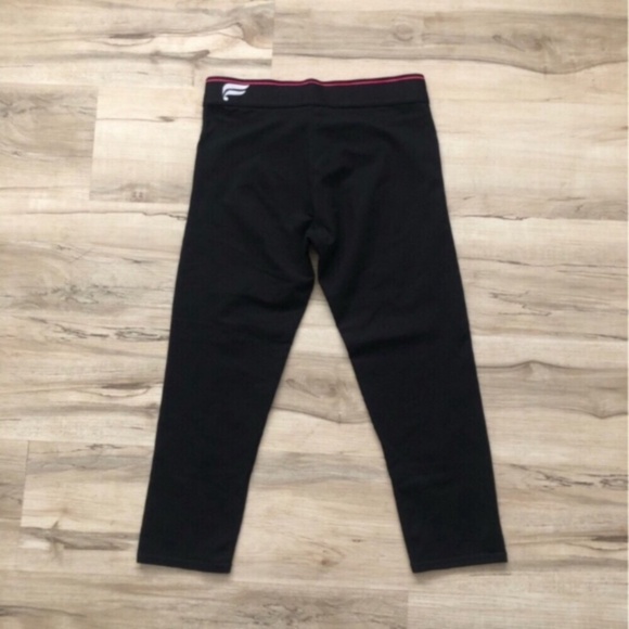 Fabletics Women’s Maddox Capri Leggings Black Coral Logo Waistband - Picture 7 of 8